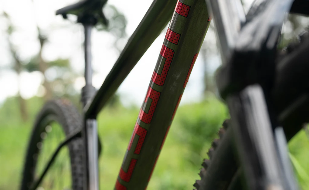 Polygon Brand Bicycle Xtrada 6 LG 29 2026-M(18)-Black Red - Image 8