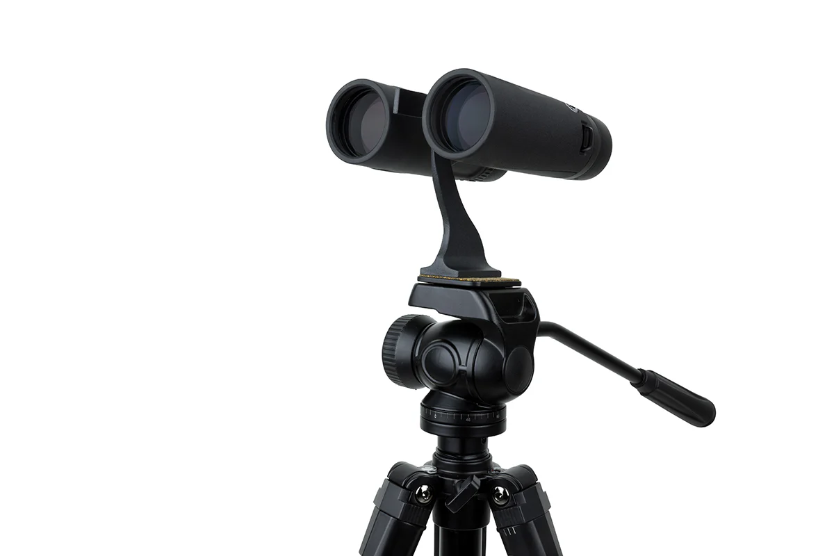 Celestron Regal ED 8x42mm Roof Binoculars (71390) - Image 9