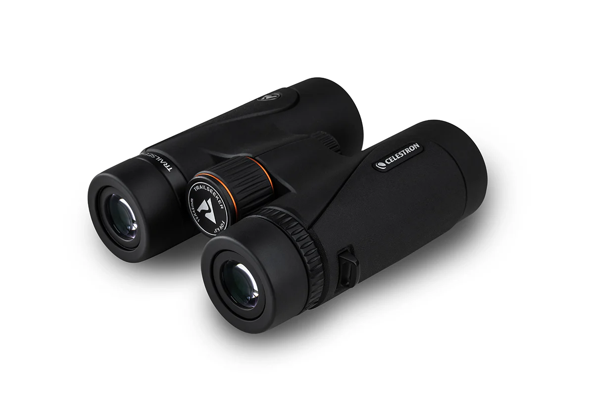 CELESTRON TrailSeeker 10x42mm Roof Binoculars (71406) CELESTRON TrailSeeker 10x42mm Roof Binoculars (71406) - Image 2