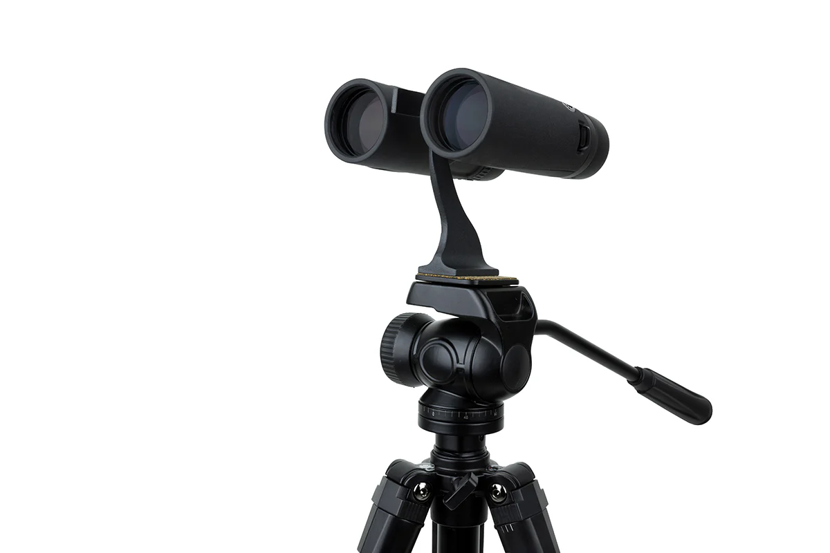 Celestron Regal ED 10x42mm Roof Binoculars (71391) - Image 8