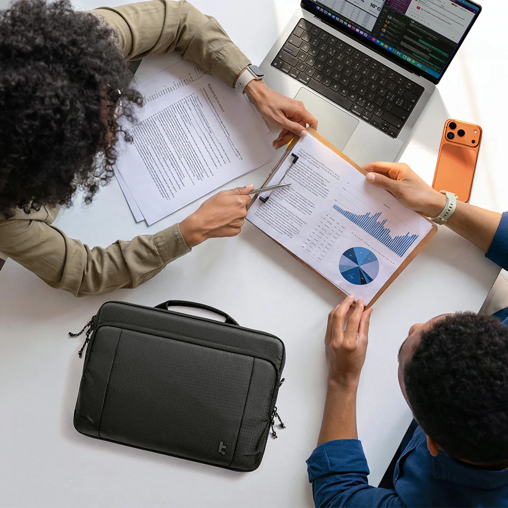 Essence-A34 Laptop Bag 33.02 cm(13 Inch) MacBook-Black - Image 9