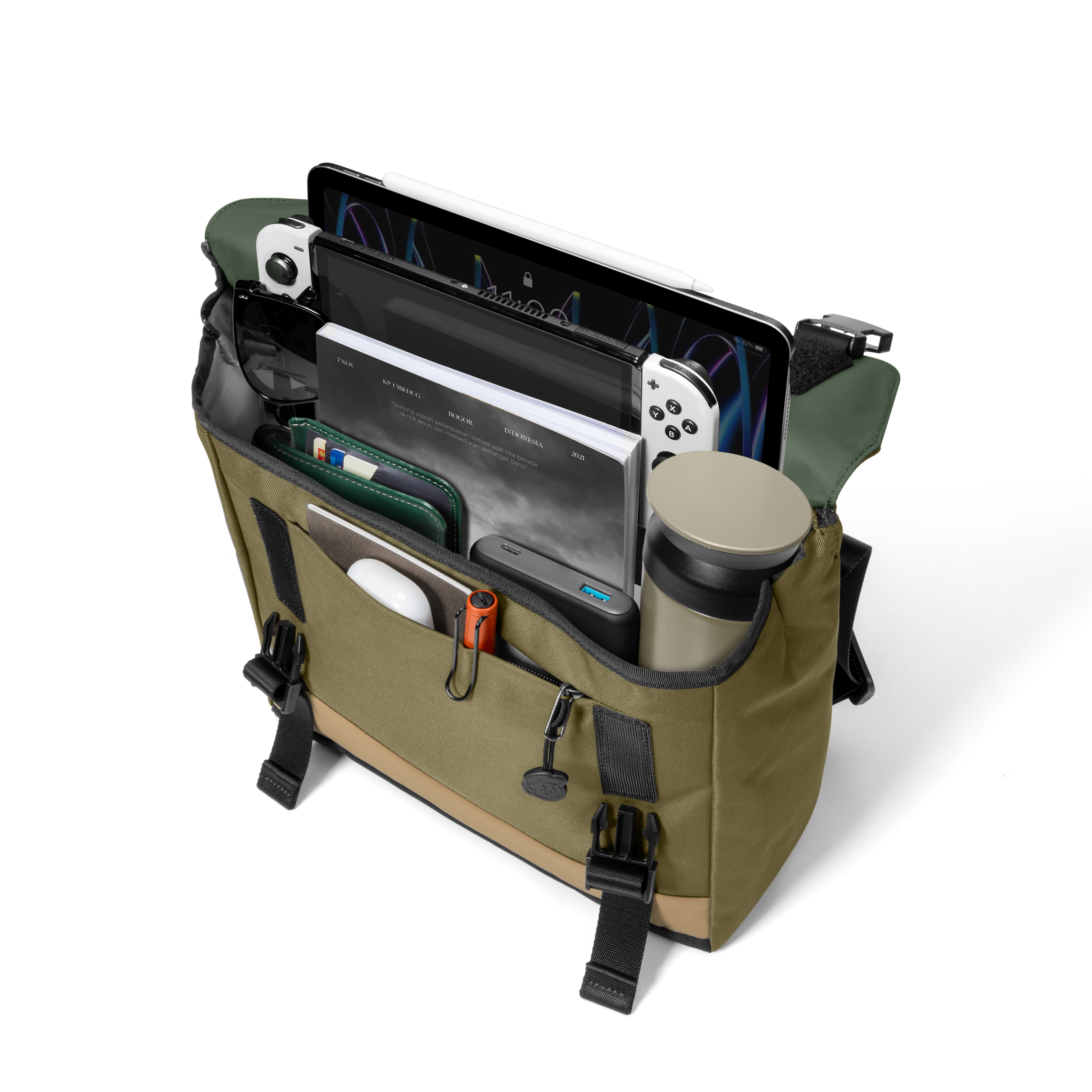 Slash-T27 Shoulder Bag Green - Image 10