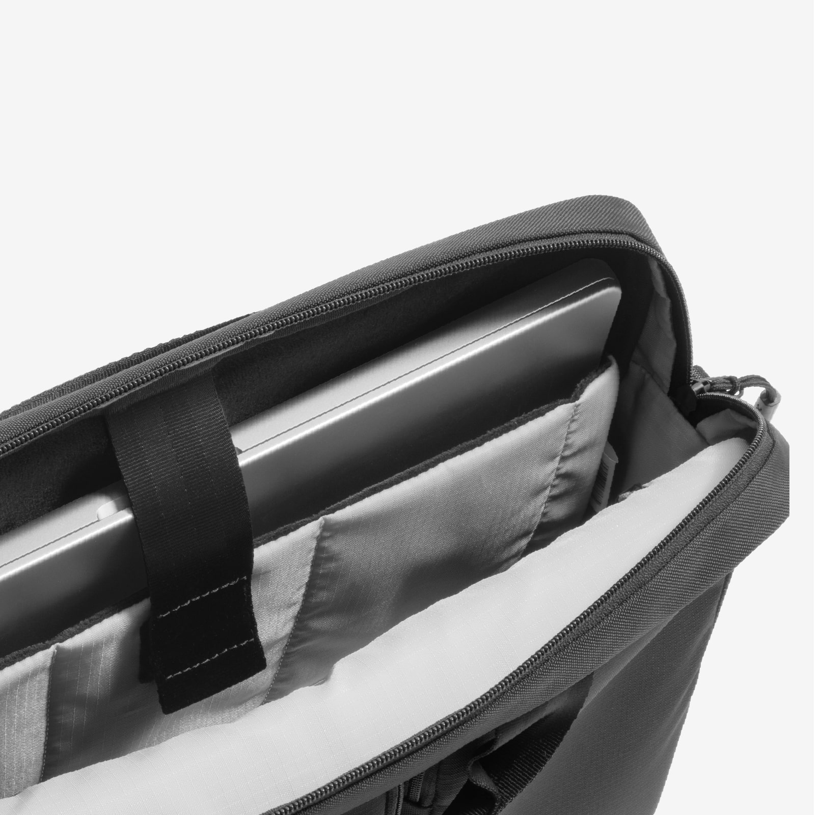 Navigator-A33 Laptop Shoulder Bag-40.64 cm(16 Inch) Universal-Black - Image 8