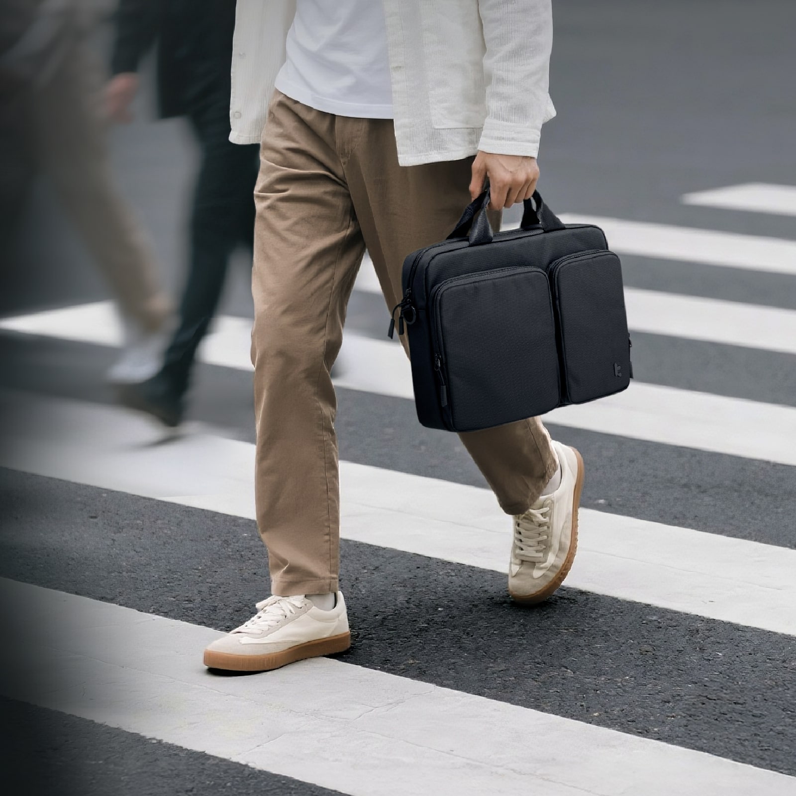 Navigator-A33 Laptop Shoulder Bag-35.56 cm(14 Inch) Universal-Black Navigator-A33 Laptop Shoulder Bag-35.56 cm(14 Inch) Universal-Black - Image 14