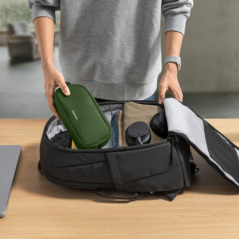 UrbanEX-T77 Laptop Backpack 40.64 cm(16 Inch) Universal/22L-Black - Image 13