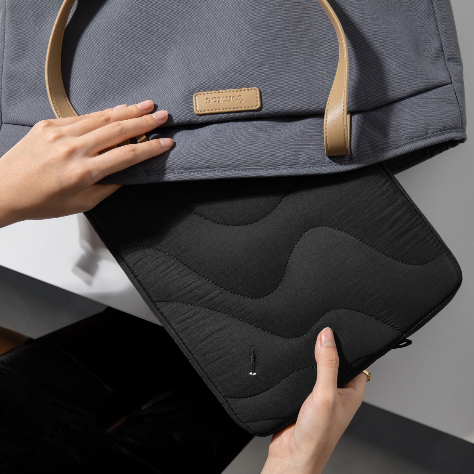 Terra-A27 Puffy Laptop Sleeve 38.1 cm(15 Inch) MacBook-Lavascape - Image 13