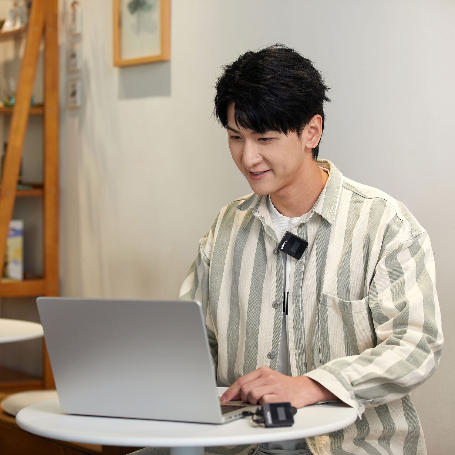 Godox MoveLink II M1 Compact Wireless Microphone System for Cameras & Smartphones - Image 6