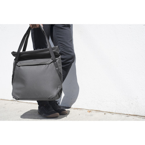 Peak Design Everyday Tote Black - Image 9