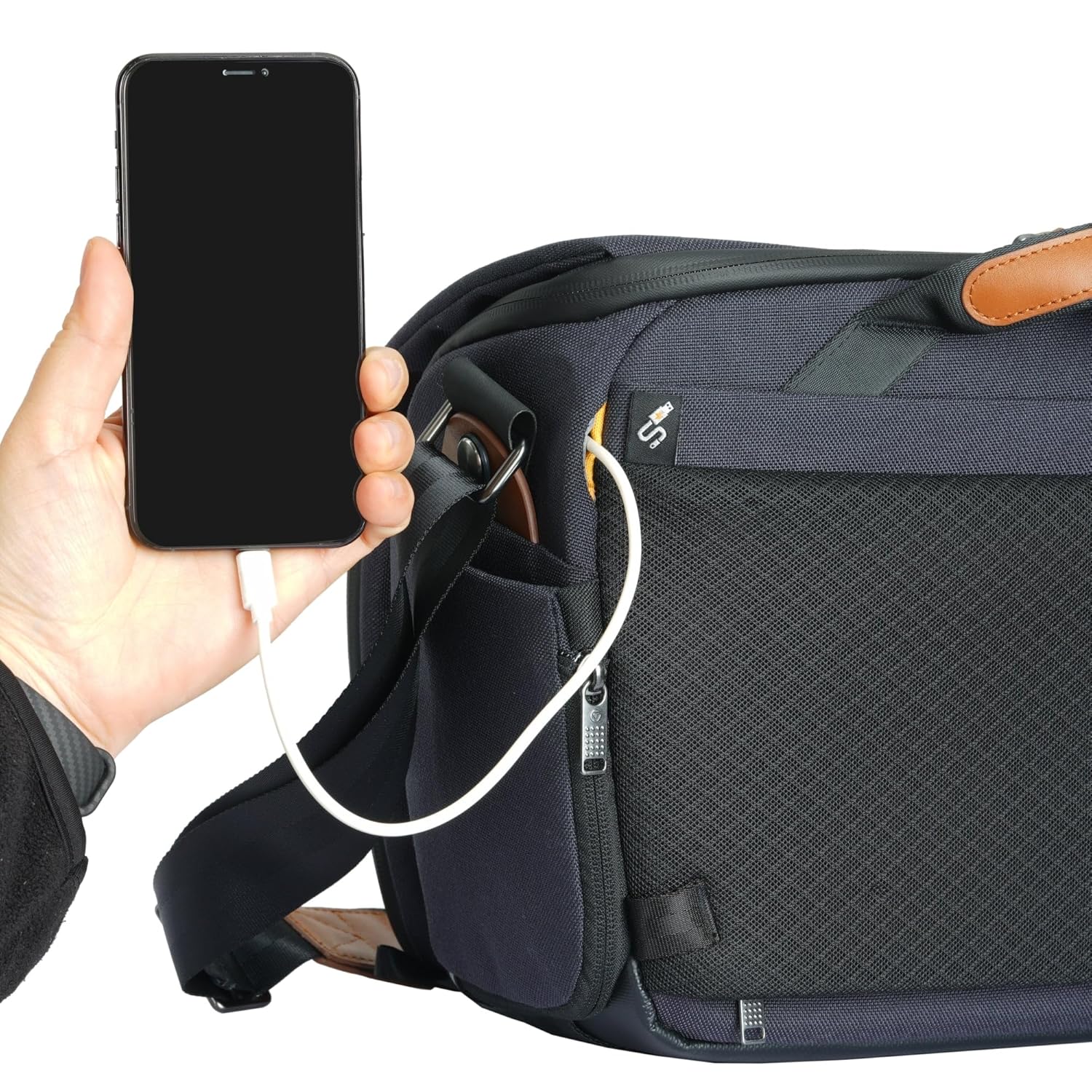 VANGUARD VEO City S38 Camera Shoulder Bag - Navy - Image 7