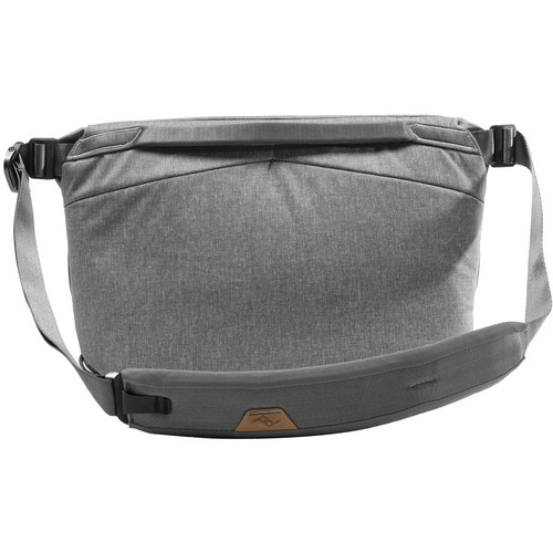 Peak Design Everyday Sling v2 Ash, 10L - Image 5