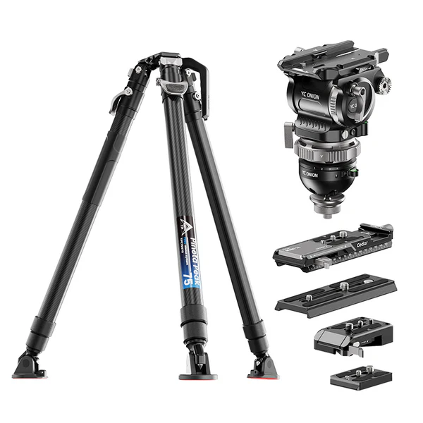 YC Onion Pineta Lite Carbon Fiber Tripod with CEDAR CB7 Fluid Head - Image 1