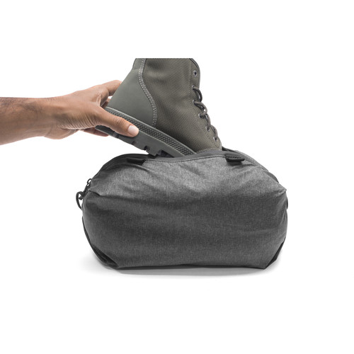 Peak Design Shoe Pouch (Charcoal, 9L) - Image 7