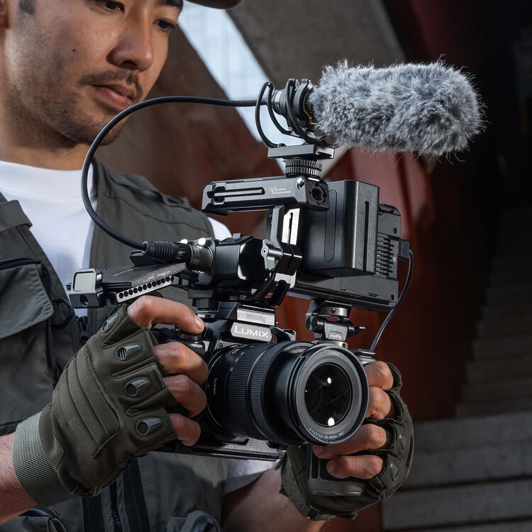 SmallRig Camera Cage for Panasonic LUMIX S1R II, S5 II, S5 IIX & G9 II - Image 5