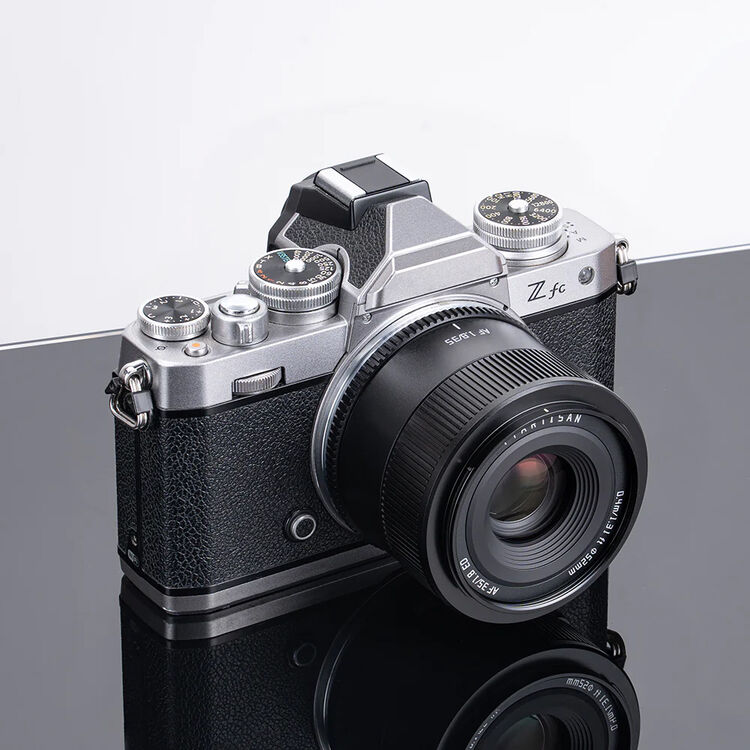 TTArtisan AF 35mm f/1.8 II Lens (Nikon Z, Silver) TTArtisan AF 35mm f/1.8 II Lens (Nikon Z, Silver) - Image 3