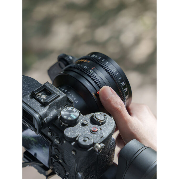 TTArtisan 85mm T2.1 Dual-Bokeh Cine Lens (Sony E) - Image 8
