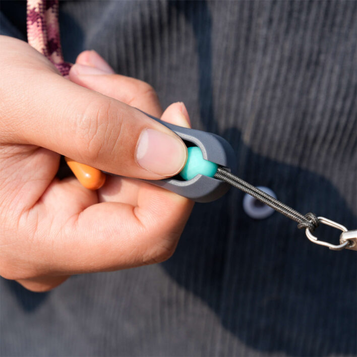 Leofoto L-CS-206 Classic Camera Strap  Black and White - Image 7