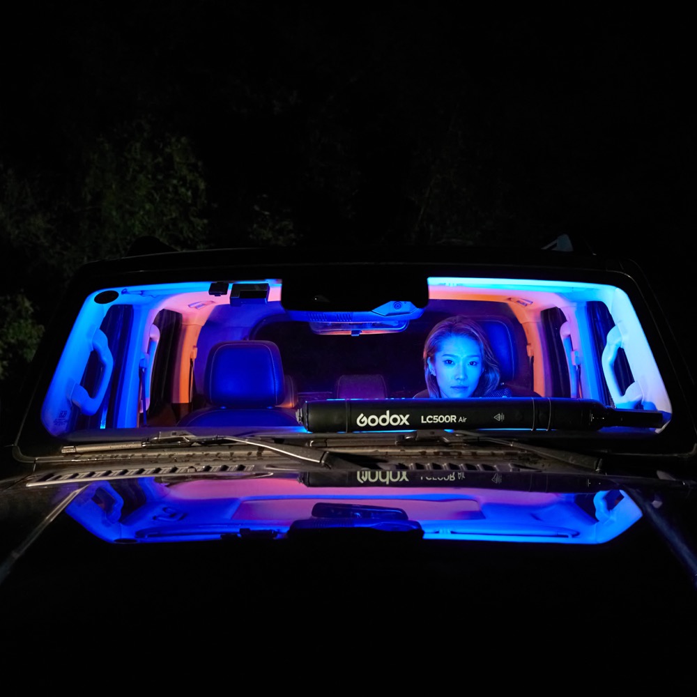 Godox LC500R Air Full-Color LED Inflatable Tube Light - Image 4