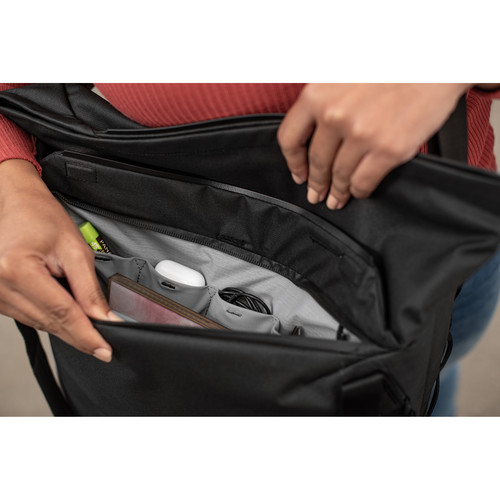 Peak Design Everyday Tote Black - Image 6
