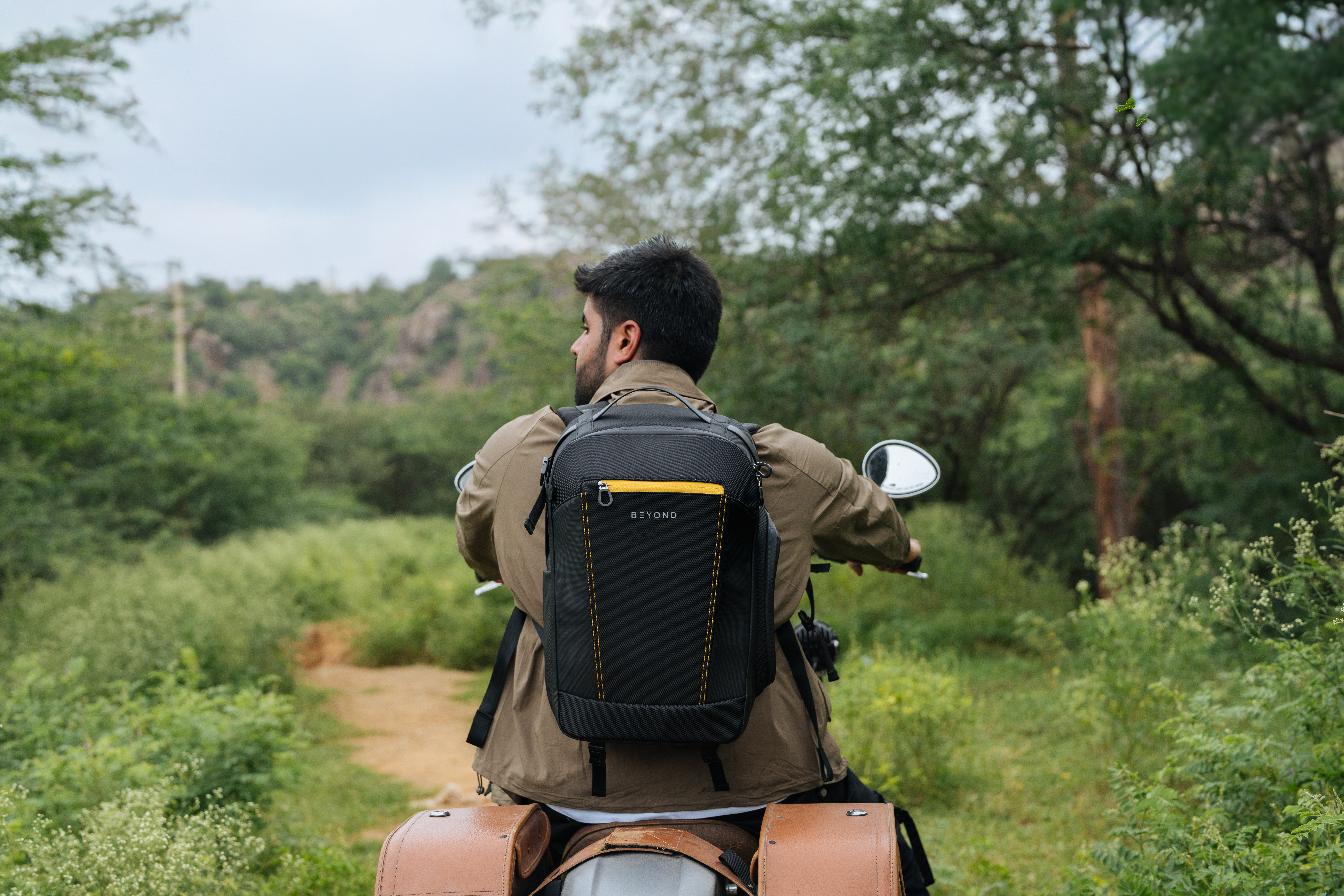 Beyond Aspen Bag - Image 8