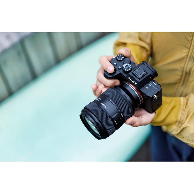 Tamron 35-100mm f/2.8 Di III VXD Lens (Sony E) - Image 10