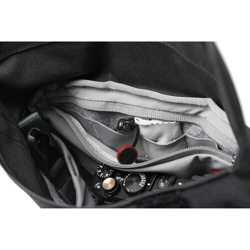 Peak Design Field Pouch v2 (Black) - Image 5
