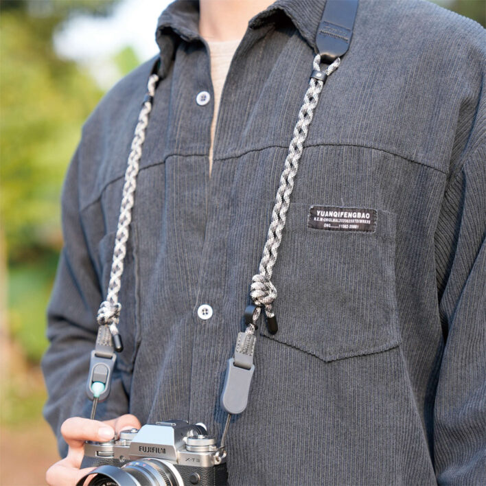 Leofoto L-CS-201 Classic Camera Straps - Shadow Black - Image 2
