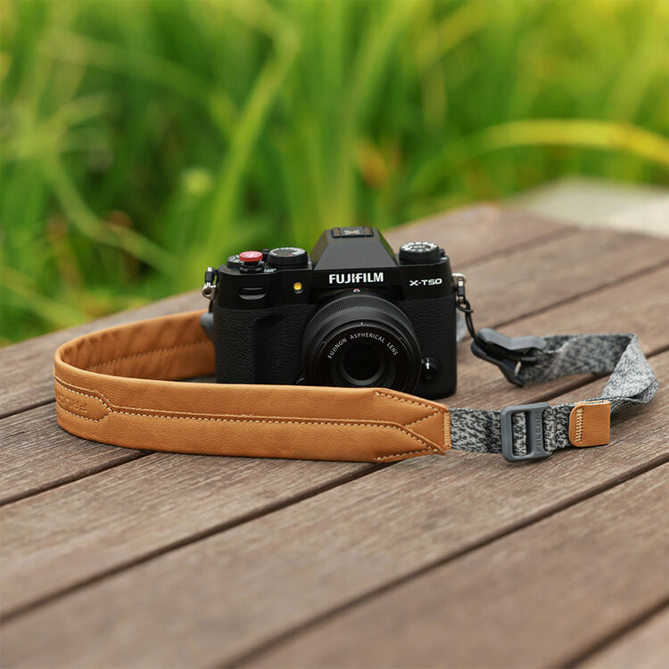 Falcam Maglink Magnetic Quick-Release Shoulder Strap Classic V2 (Snow Rock Gray, 31-55") - Image 2