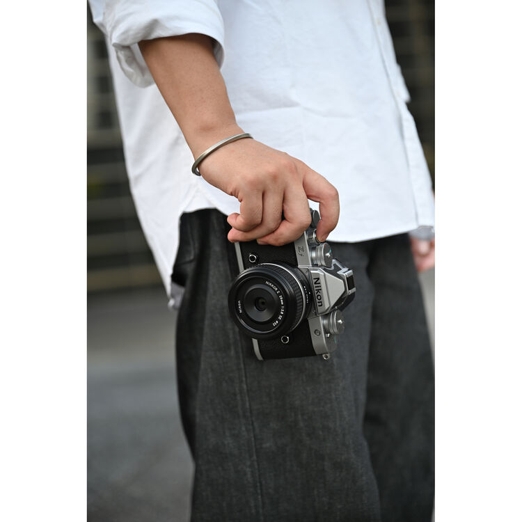 Nikon Zf Mirrorless Camera (Silver) - Image 10