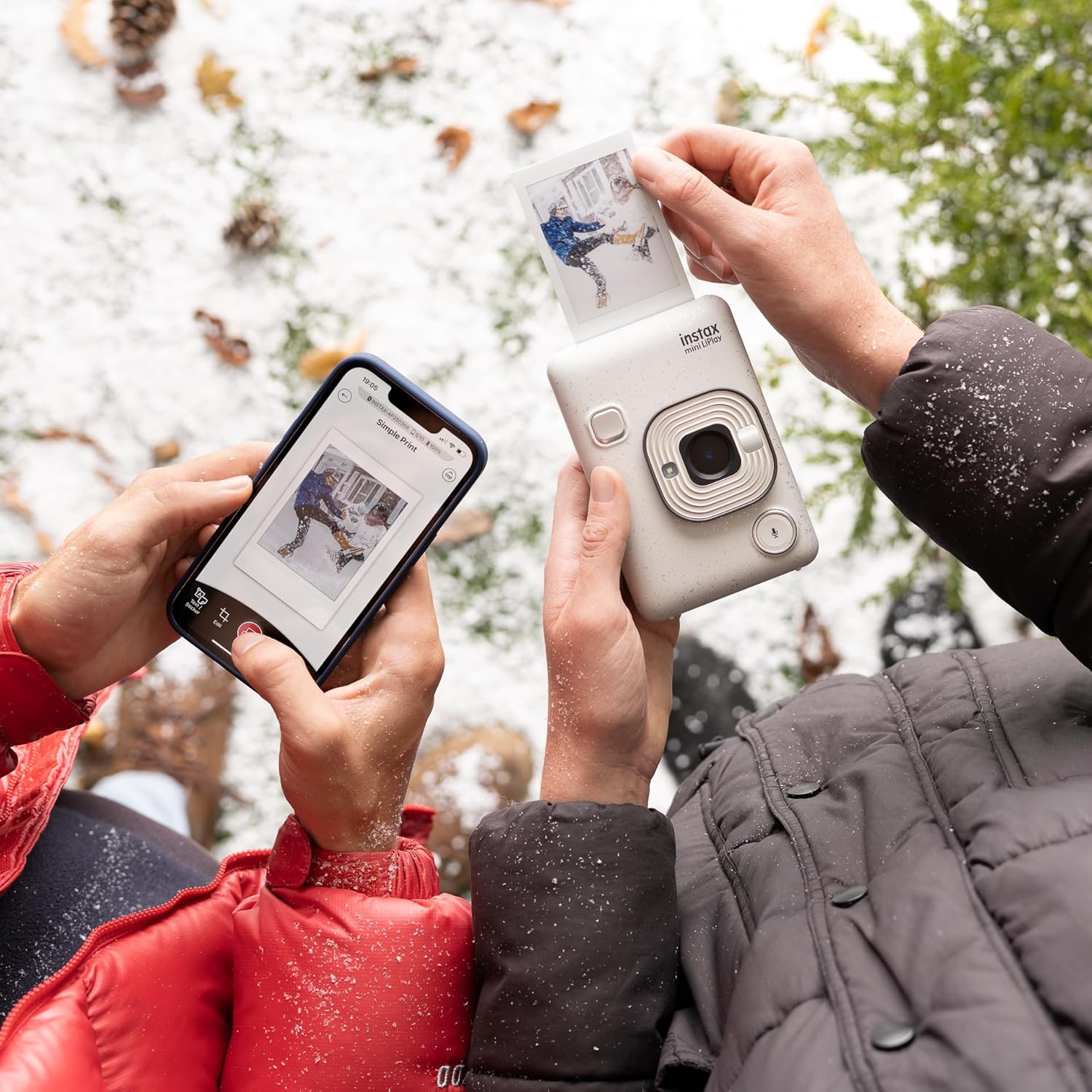 Fujifilm Instax Mini LiPlay Hybrid Instant Camera (Stone White) Fujifilm Instax Mini LiPlay Hybrid Instant Camera (Stone White) - Image 4