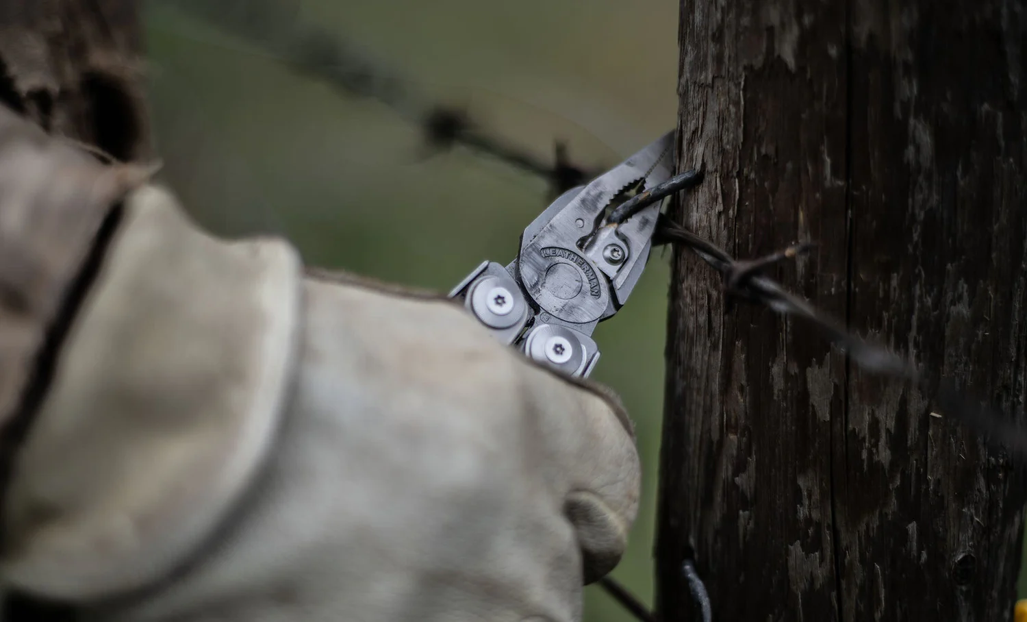 Leatherman Surge Black Multipurpose Tool - Image 5