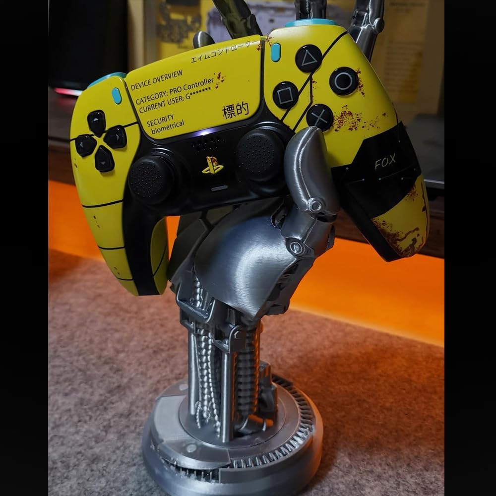 Cyberpunk Game Controller Holder Metallic hand,Futuristic Robot Hand, Statue Room Decor 23cm/9 in - Image 5