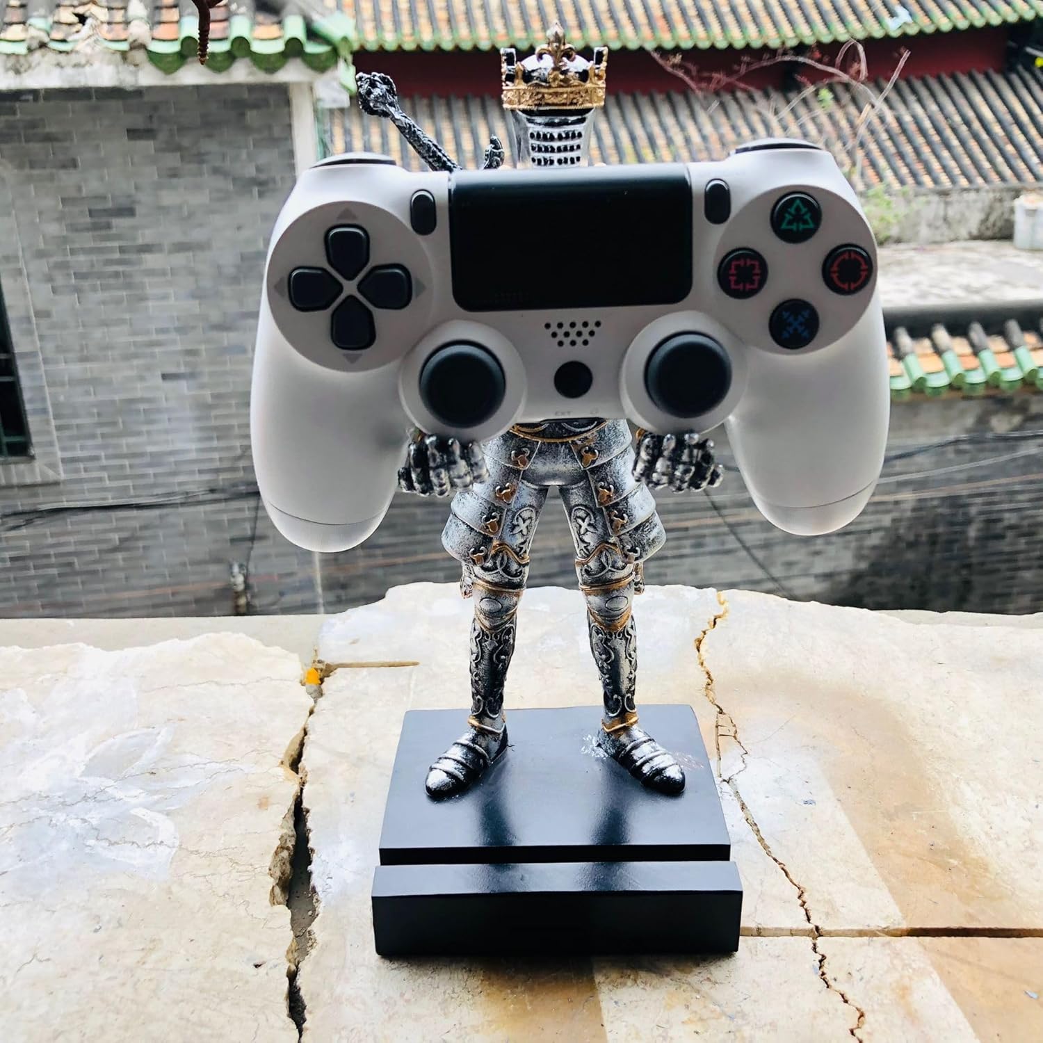 Kings Guard Knight Standing Kneeling Pen Holder Magnetic Knight Stand Holder for Gamepad,Phones Office Desk Supplies Ornament Figure for Gamers & Fans Kings Guard Knight Standing Kneeling Pen Holder Magnetic Knight Stand Holder for Gamepad,Phones Office Desk Supplies Ornament Figure for Gamers & Fans - Image 4