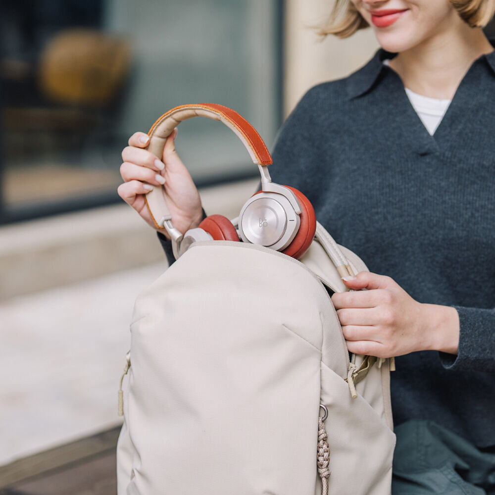 PGYTECH OneGo Lite Backpack 16L-Cream-P-CB-354 - Image 2