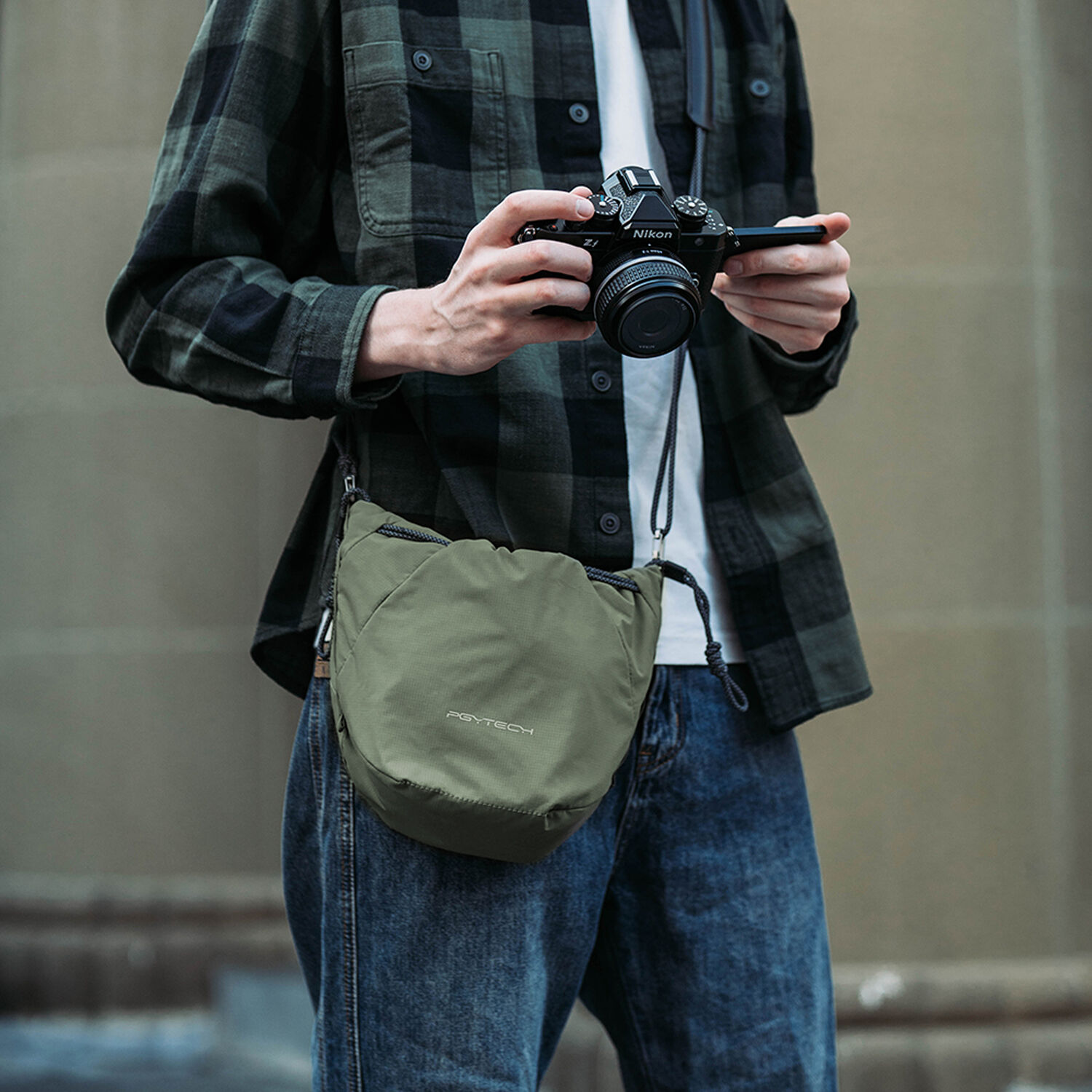 PGYTECH OneGo Drawstring Bag Forest P-CB-263 - Image 3